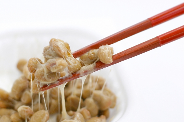 ふわとろ食感がおいしい 酢納豆 の作り方 一緒に食べると効果は たべぶろ
